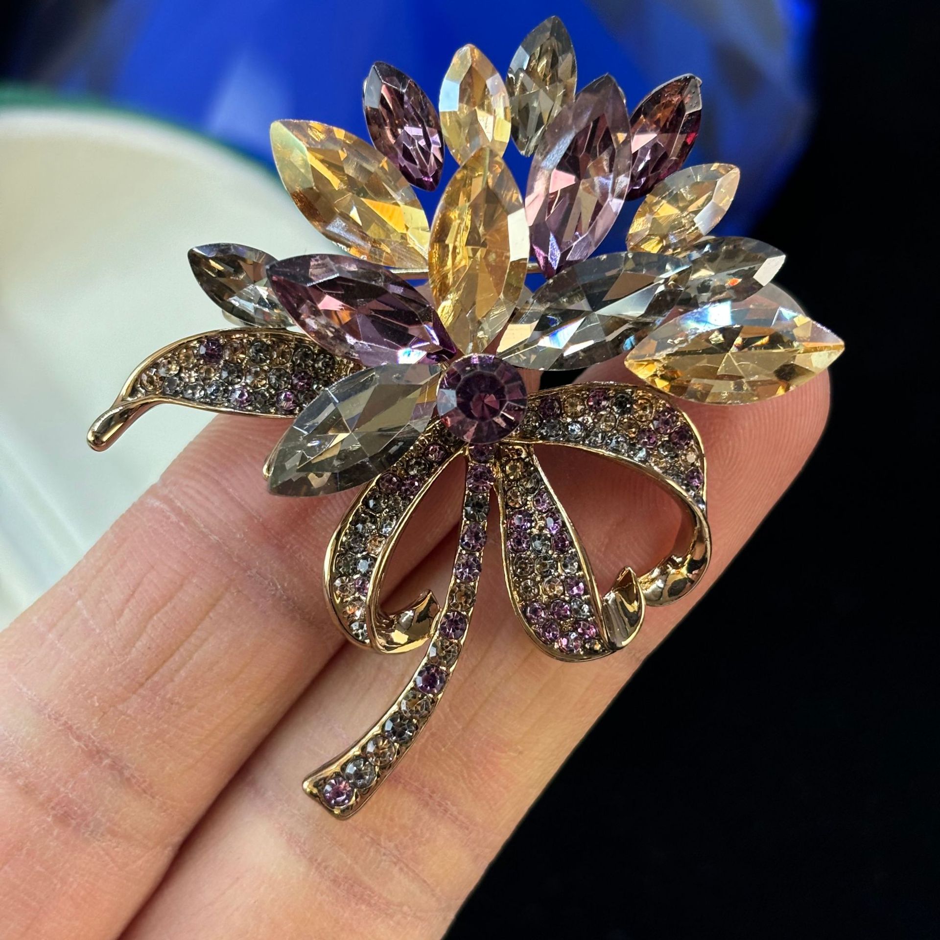 Elegante kleurrijke kristallen - Women Accessories Bouquet recensie en prijs